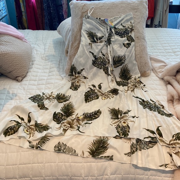 New! Hula hula Hawaii dress  size small (matching mens shirt avail) - Picture 4 of 6